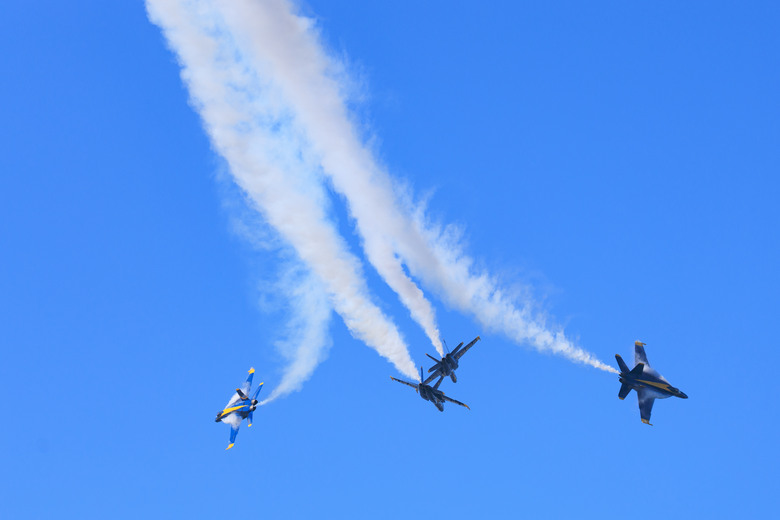 點我看大圖 SF Fleet Week 2026 Air Show (Canon EOS R6mk2 + EF100-400mm f/4.5-5.6 L2)