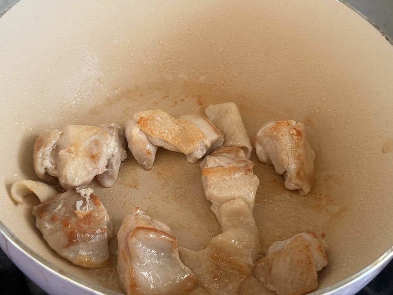 茅乃舍高湯包食譜推薦｜自製香蔥雞腿拉麵，在家輕鬆煮出日式濃郁湯頭！