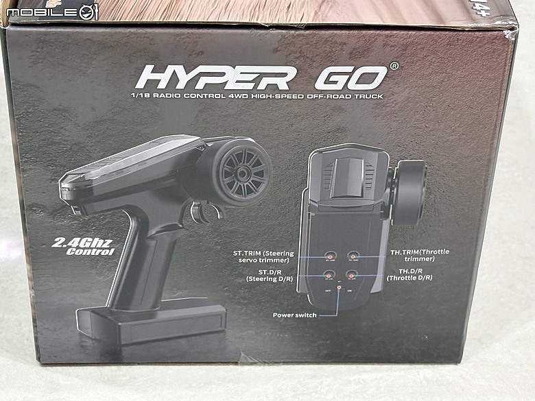 MJX Hyper Go 18208 開箱心得:1/18 四驅越野遙控車,兩套車殼、兩顆電池的入門款