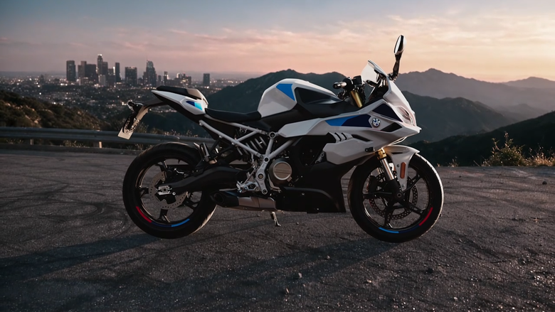 BMW F 450 RR 中量級跑車亮相！招牌外型配上實用電控，配備給好給滿