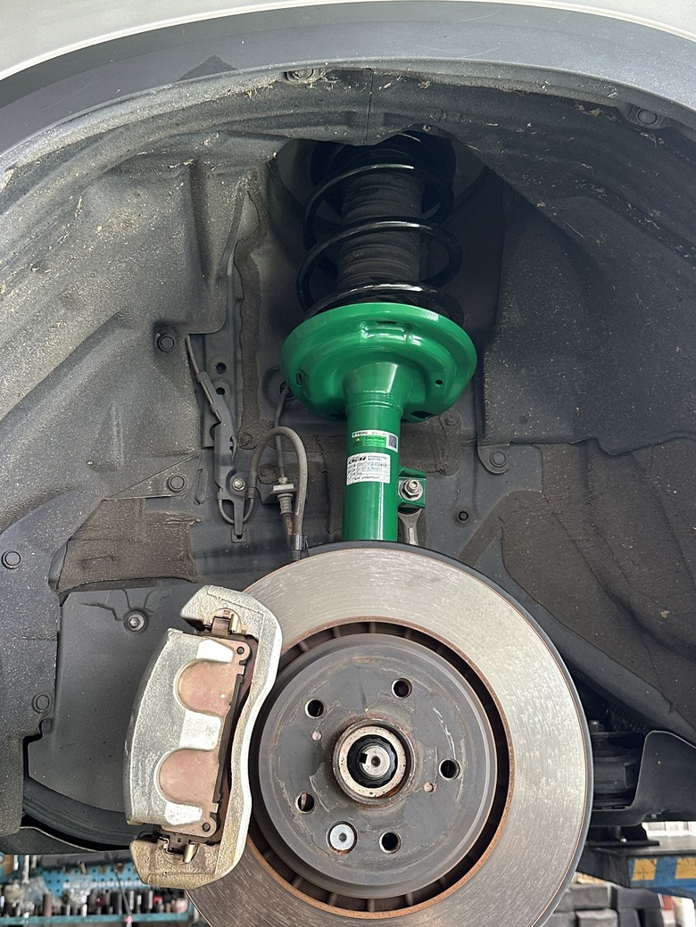 (心得)LEXUS 二代NX 安裝TEIN EnduraPro PLUS避震器+RSR Ti2000 HALF DOWN短彈簧
