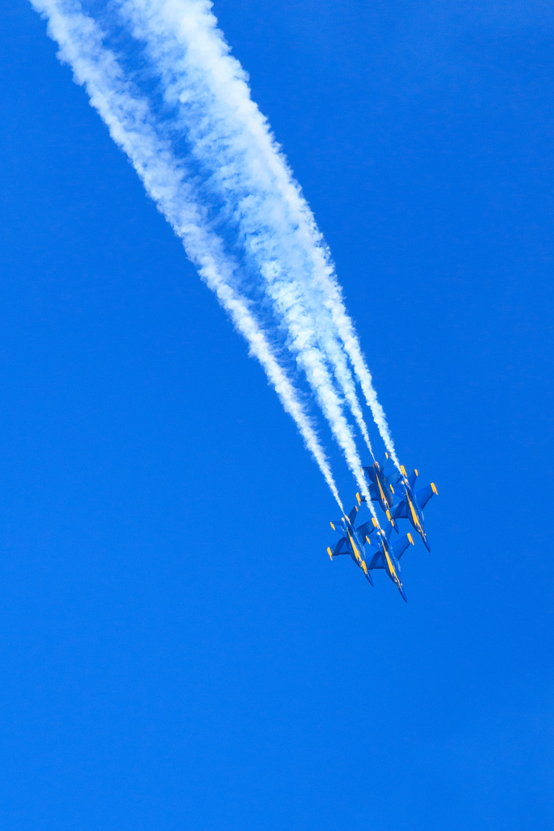 點我看大圖 SF Fleet Week 2026 Air Show (Canon EOS R6mk2 + EF100-400mm f/4.5-5.6 L2)