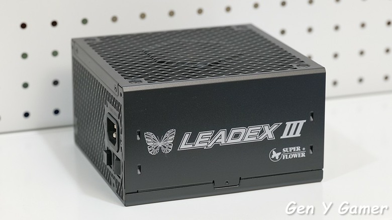 從 40 週年 INFINITY 系列出發，打造硬派軍事風格主機！ft. GIGABYTE X870 AORUS INFINITY、RTX 5070 INFINITY