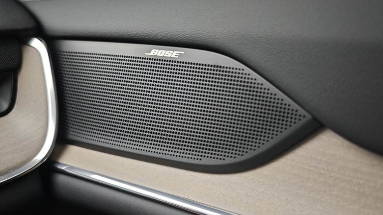 在最危險的天、開著最安全的車、聽著最棒的音響 - Volvo EX90 Ultra 六人座賞車 & Plus版試駕 (含音響試聽影片分享)
