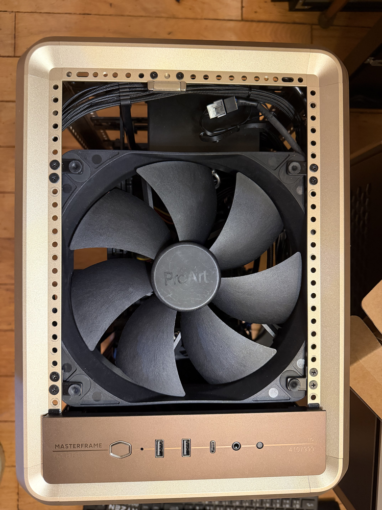 電腦小白 30 歲第一次組 PC 成功!
