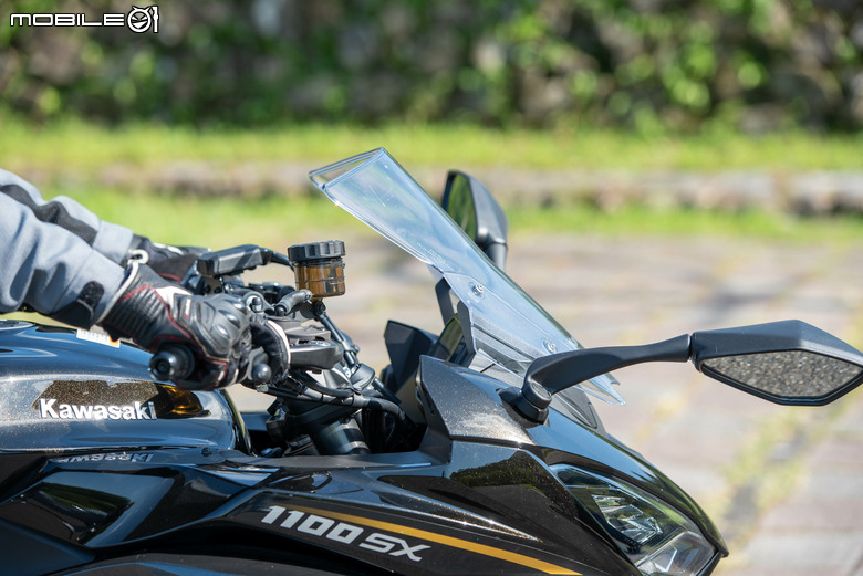KAWASAKI NINJA 1100 SX 試駕｜承忍道滿熱血，馭長途見從容