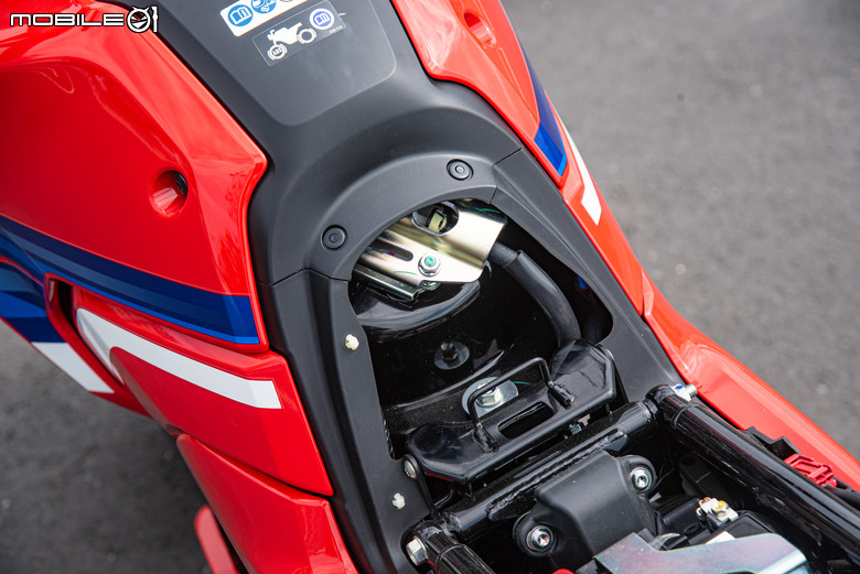 HONDA MSX GROM試駕｜歷久彌新依然帥得迷你