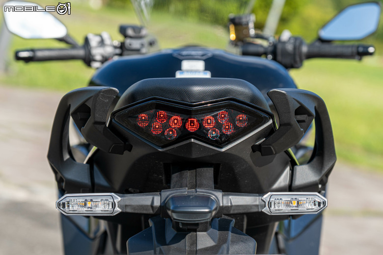 KAWASAKI NINJA 1100 SX 試駕｜承忍道滿熱血，馭長途見從容