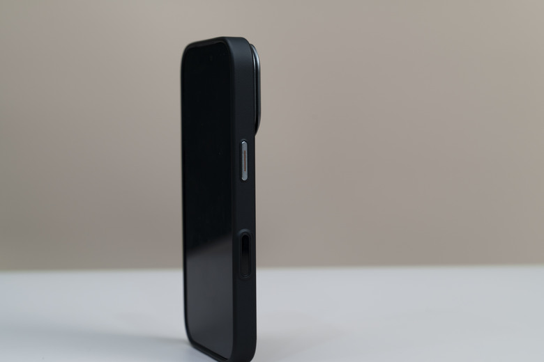 點我看大圖 HIPPORIZZ手機殼開箱 iPhone 18 防摔手機殼 超透明&凱芙拉系列
