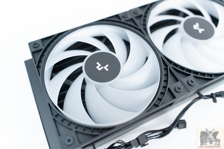 4.5吋螢幕AIO，DEEPCOOL LT360 vision