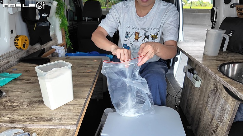 【開箱】5種車用馬桶，從 20 塊到 20 萬！一萬倍的價差到底差在哪呢？