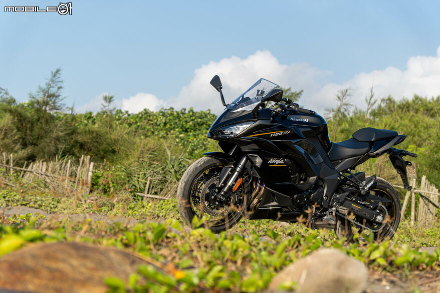 KAWASAKI NINJA 1100 SX 試駕｜承忍道滿熱血，馭長途見從容