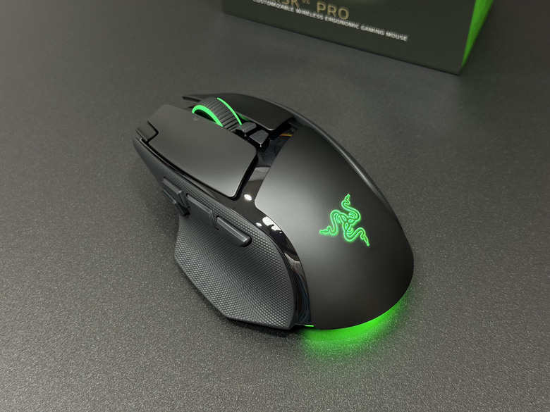 點我看大圖 【開箱|心得】新一代巴塞利斯蛇人體工學電競滑鼠|Razer Basilisk V4 HyperSpeed & Pro