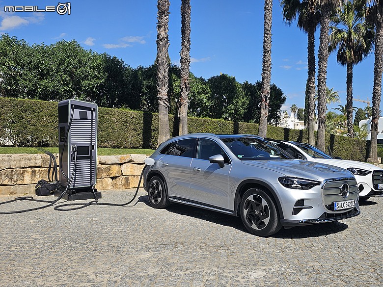 主力登場|Mercedes-Benz GLC 400 4MATIC Electric葡萄牙試駕,科技很搶眼,舒適性更有越級實力!