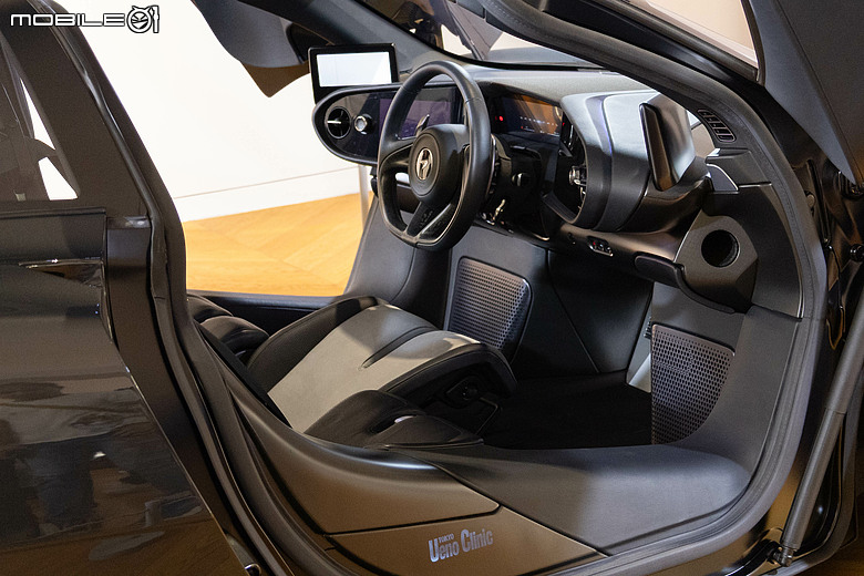 【採訪】Le Mans家族系列齊聚一堂,McLaren發表750S Le Mans,建議售價2880萬元起國內三輛配額均完售!