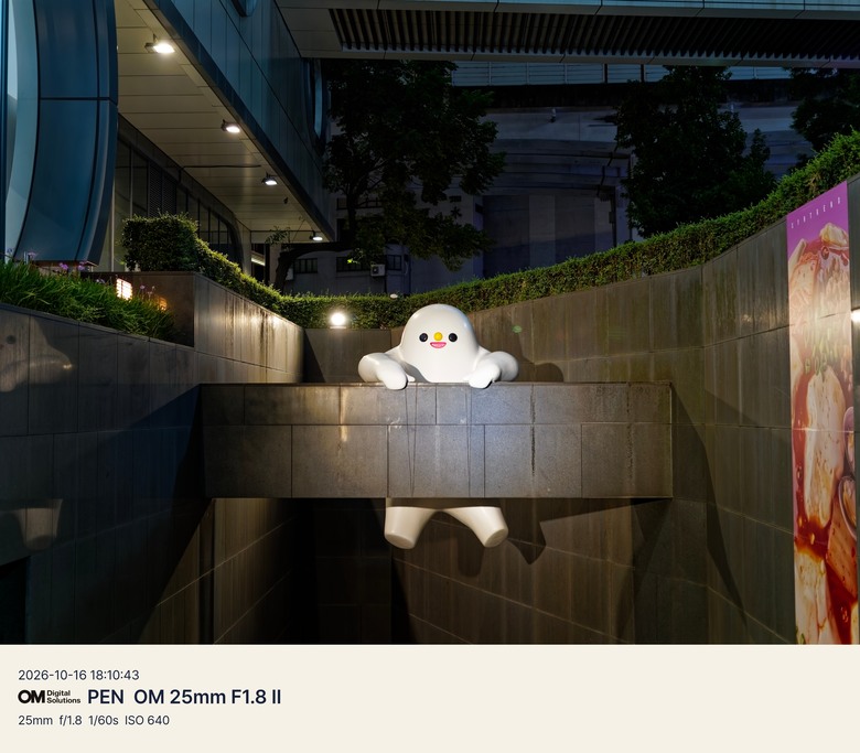 八斗子漁港、華山＆松菸文創園區夜晚散策｜OM SYSTEM PEN 隨手拍紀錄