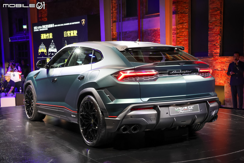 Lamborghini Urus SE Performante 台灣正式發表上市｜綜效動力達到812匹、接單價1688萬元！