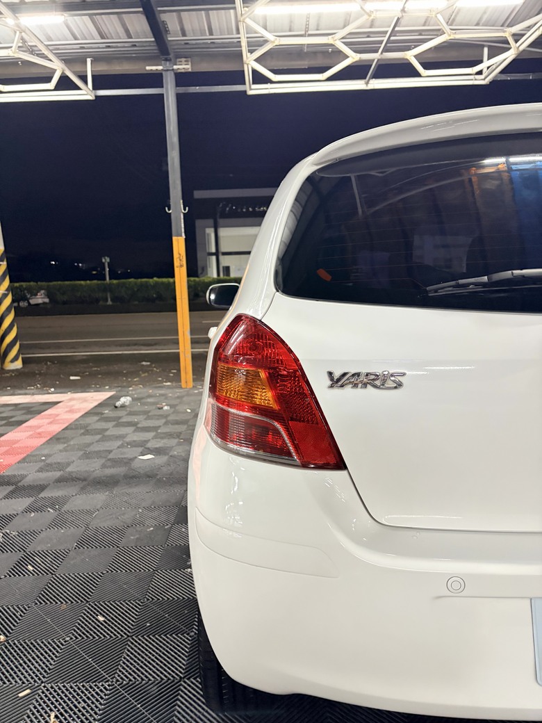 人生第一部車- Yaris開箱
