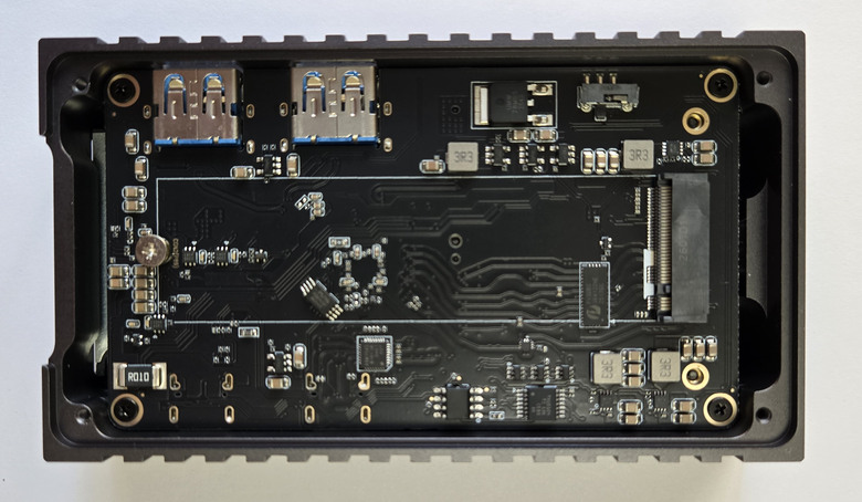 【開箱簡測】既是外接盒也是HUB,WERO (雷翎) Thunderbolt 5 DRP 全模式 M.2/NVMe SSD 外接盒效能簡測 (圖多)