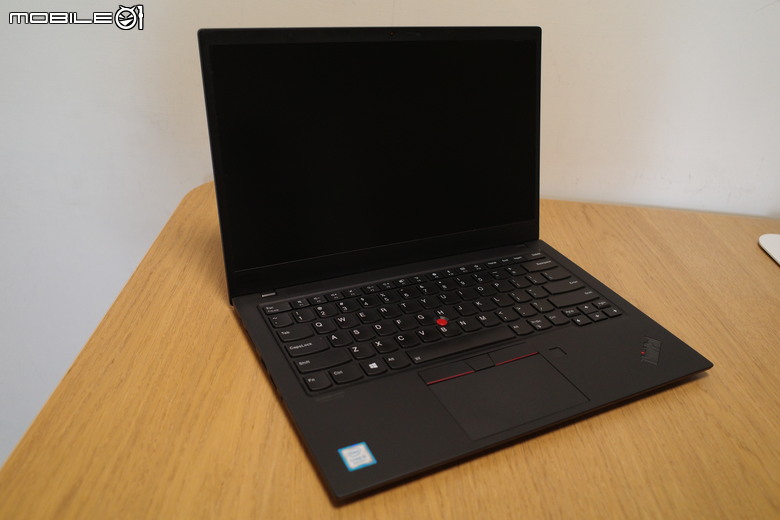 X1 Carbon Gen 14 開箱 — 它還是我認識的 ThinkPad 嗎？