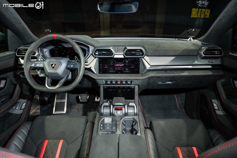 Lamborghini Urus SE Performante 台灣正式發表上市｜綜效動力達到812匹、接單價1688萬元！