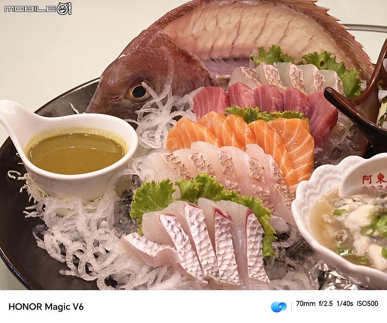 點我看大圖 HONOR Magic V6 評測報告|4mm 超薄機身、AI 靈感幫拍超貼心!
