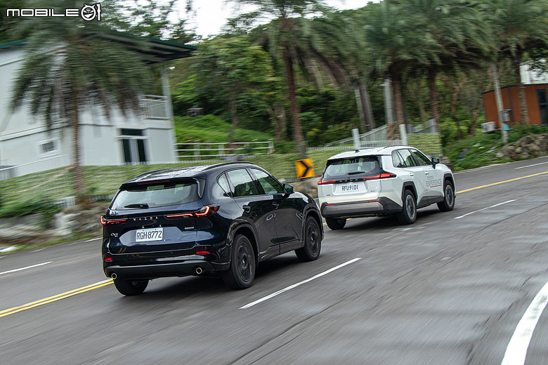 價格破壞者 vs. 級距銷量王｜Mazda CX-5、 Toyota RAV4 全面較量！