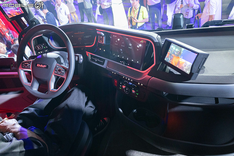 【採訪】台塑汽車發表新世代DAF XF長程曳引車,相比前代更省油、安全配備再進化!