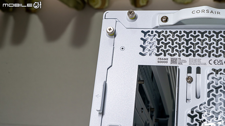 【開箱】擁有全塔能力的木紋機殼 | CORSAIR FRAME 5000D WOOD RS WHITE