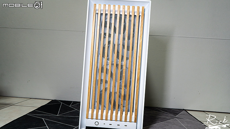 【開箱】擁有全塔能力的木紋機殼 | CORSAIR FRAME 5000D WOOD RS WHITE