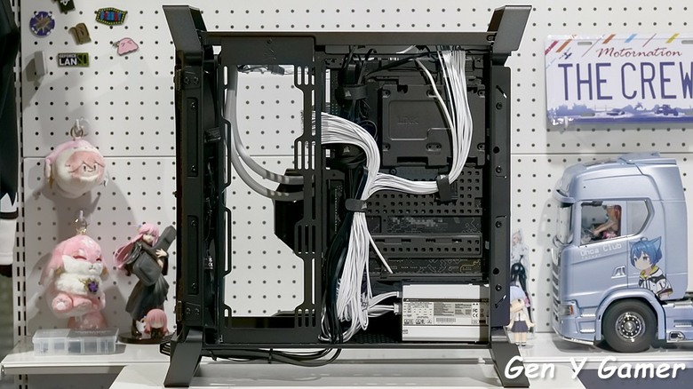 點我看大圖 CORSAIR 經典戰術靈魂再造! ft. WARTHOG RS Airflow 配 T-CREATE EXPERT 記憶體