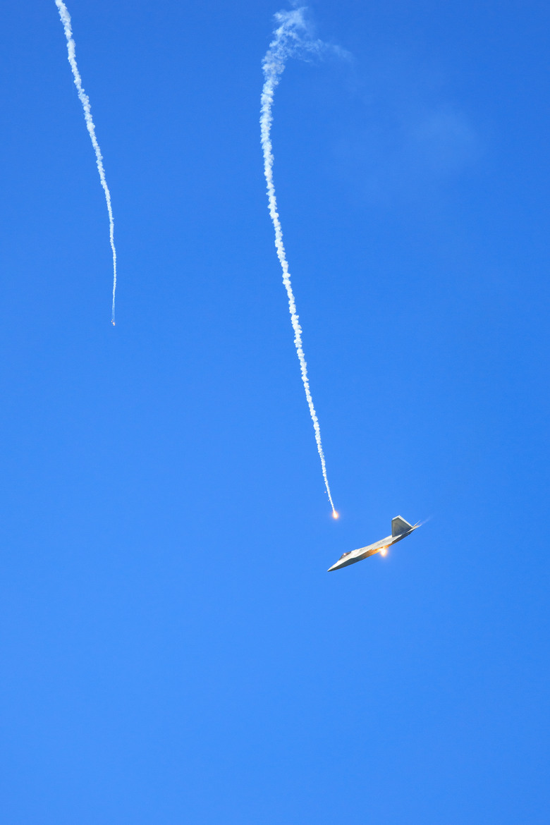 點我看大圖 SF Fleet Week 2026 Air Show (Canon EOS R6mk2 + EF100-400mm f/4.5-5.6 L2)