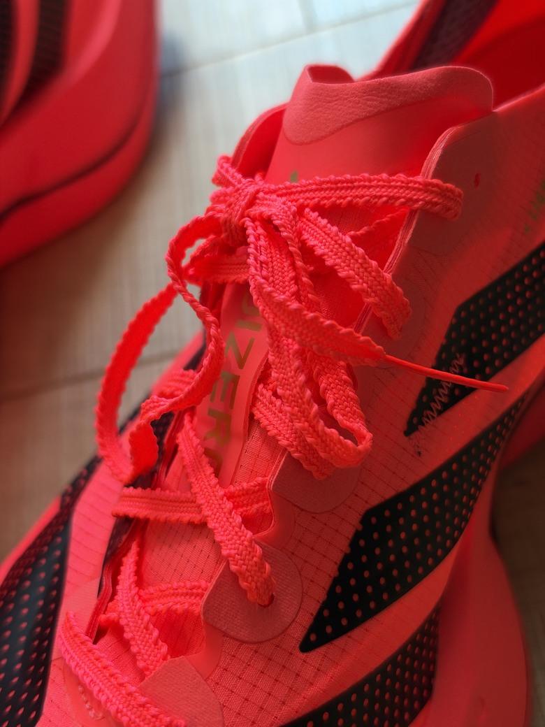 點我看大圖 adidas Pro 5開箱:越跑會越愛的跑鞋
