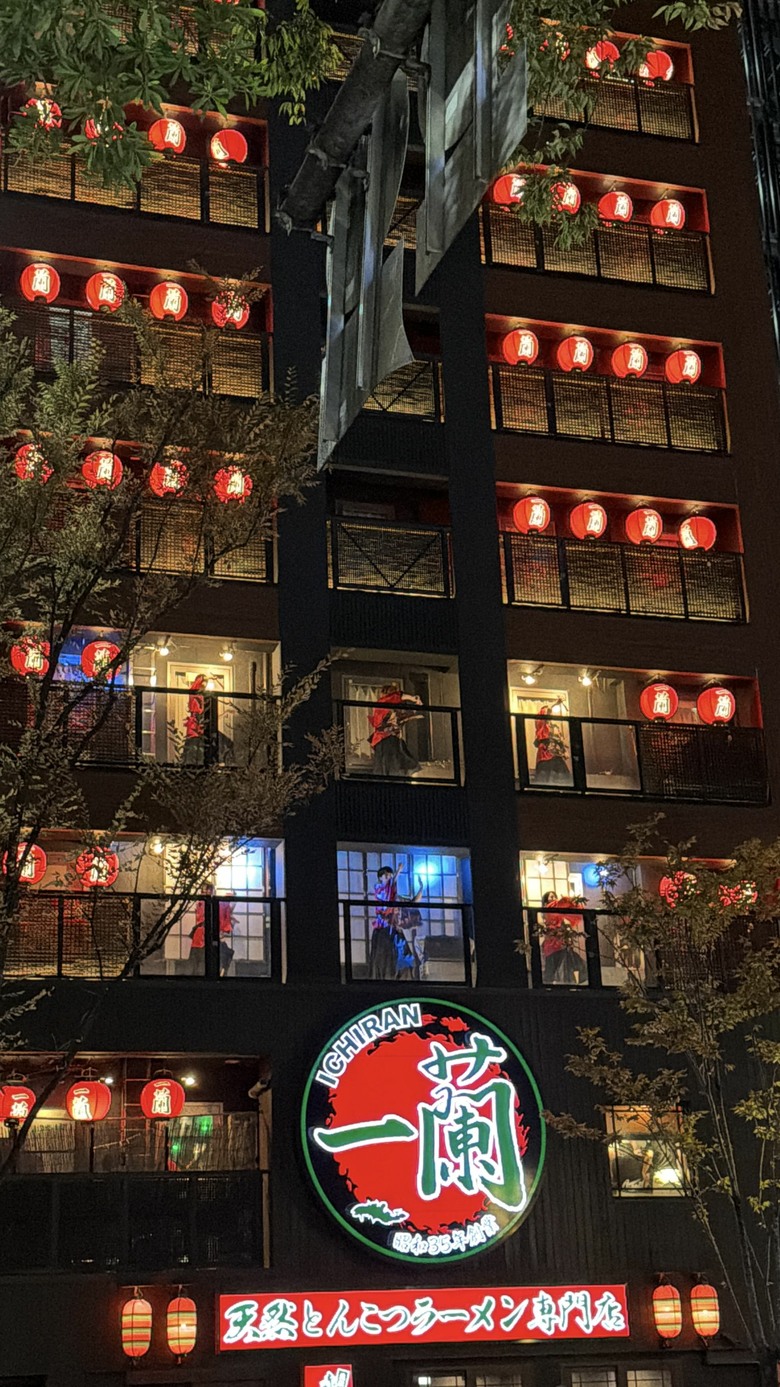 福岡一蘭拉麵總本店才有的每日限定表演~(內文有表演時間)
