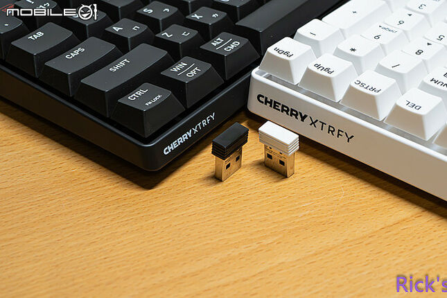 【開箱】IP54無線三模多工鍵盤 | CHERRY XTRFY K37 RGB WIRELESS