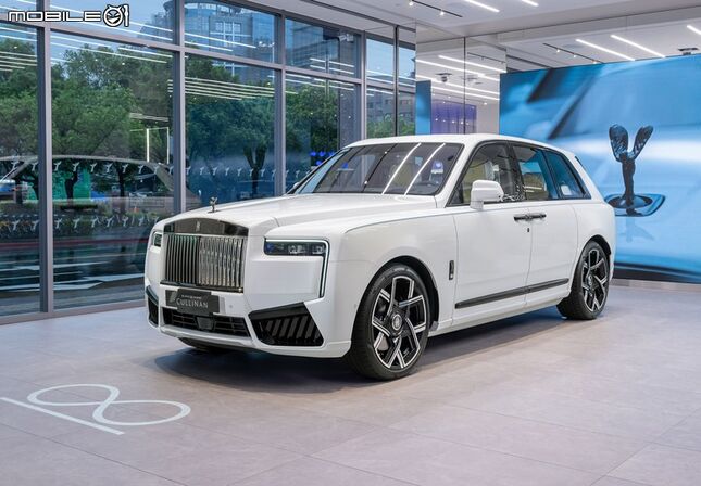 Rolls-Royce Black Badge Cullinan 在台灣正式推出｜包含專屬套件、建議售價3033.4萬元起！