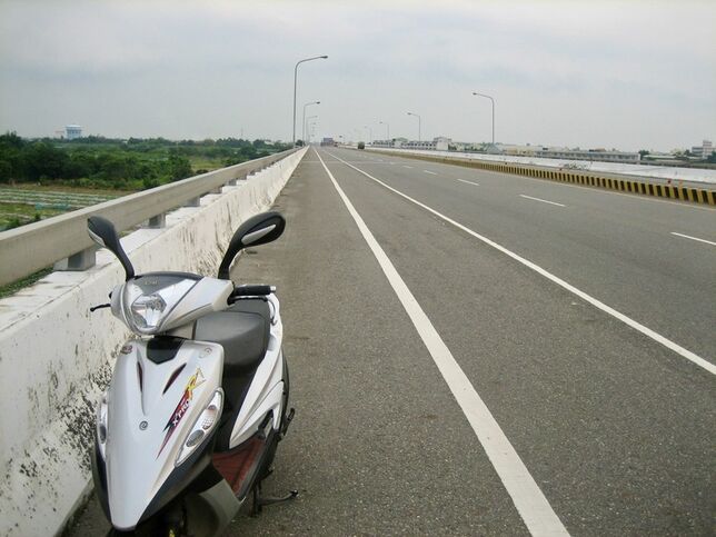 R1 125關箱文
