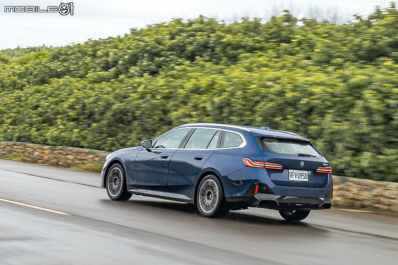 BMW 520i Touring M Sport 試駕｜入門動力也可擁有優雅身型及更佳機能！