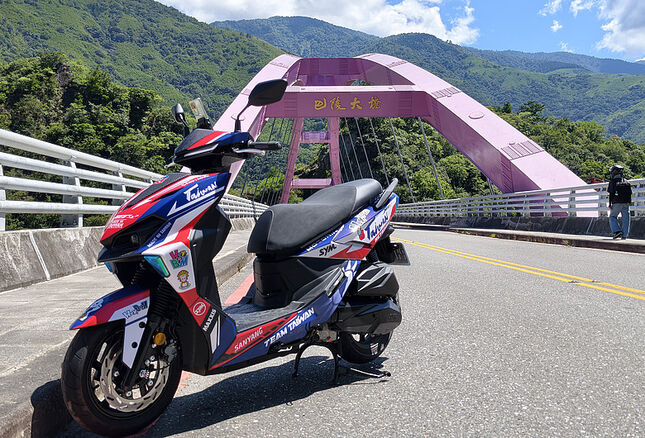 【新車心得】SYM 二代 JET SL+ 新車開箱＋一日雙北訓車油耗實測分享