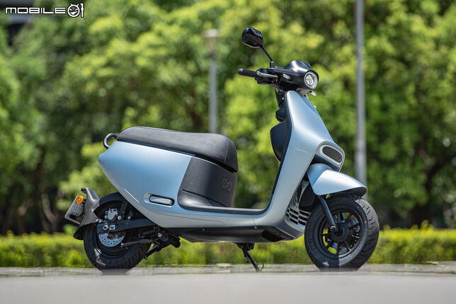 Gogoro Luna試駕報告｜三段動力模式更好用，動態表現更柔和