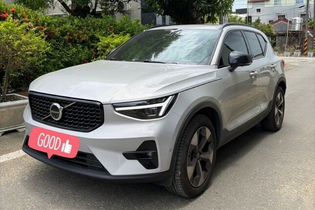 幫老公記錄他完成心願，給退休爸媽的 XC40小開箱