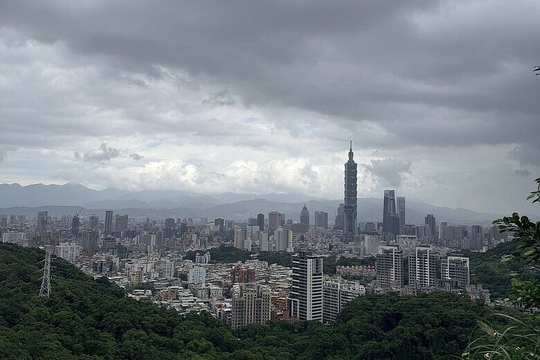 【臺北大縱走第六段】南港山系最美的一段？｜九五峰、拇指山到中埔山的城市山林之旅