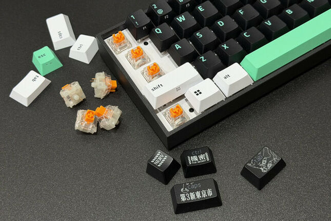 【開箱｜心得】同時擁有第3代橘軸與進階輸入控制的客製鍵盤｜Razer Reclusa X Mini 65%
