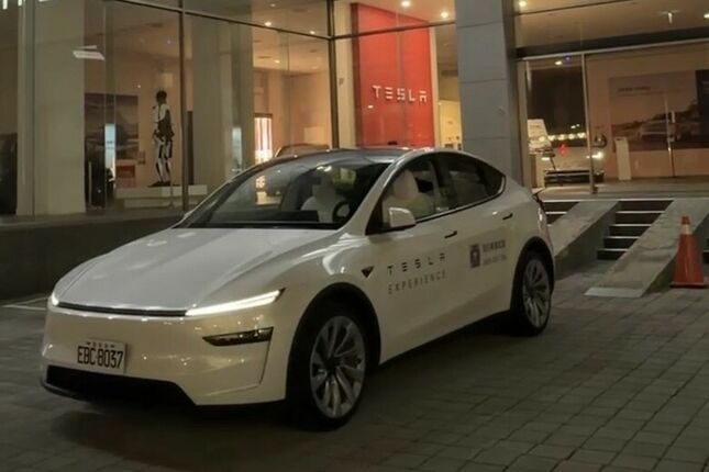 [高雄交車開箱］2026Q2 Model Y交車過程