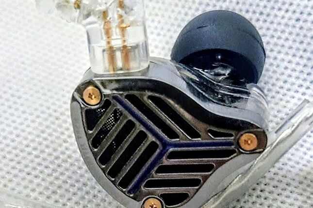 [高貴不貴]Kz prx 集大成之作 綿密通透的半封閉式平面平板hifi耳機