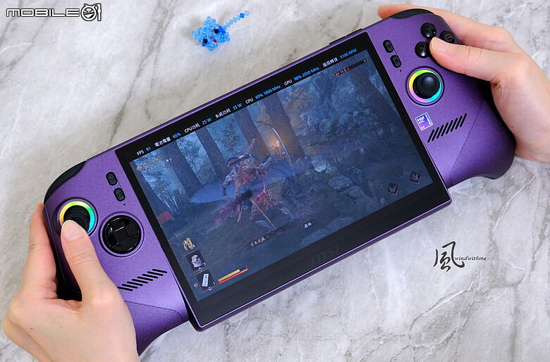 MSI新世代電競掌機Claw 8 EX AI+：遊戲、效能、續航實測 (對比ROG Z2E)