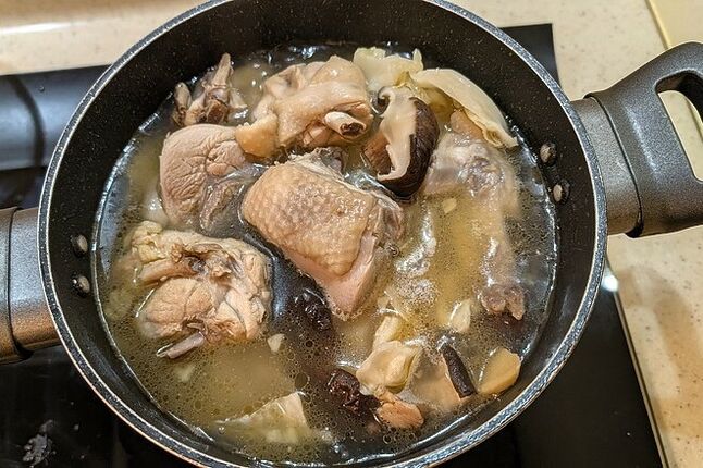 一個人的隨興香菇雞湯