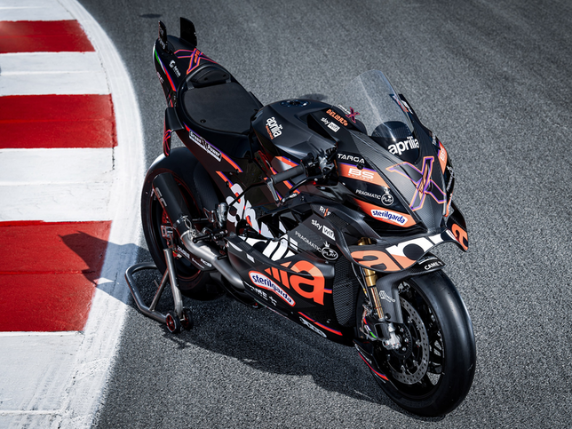 【海外新訊】Aprilia RSV4 X-GP 正式亮相，MotoGP技術下放限量生產30台、動力238匹，折合台幣320萬!