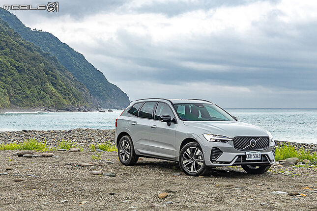 Volvo 小改款 XC60 B5 試駕｜保留核心優勢，高級感再強化！