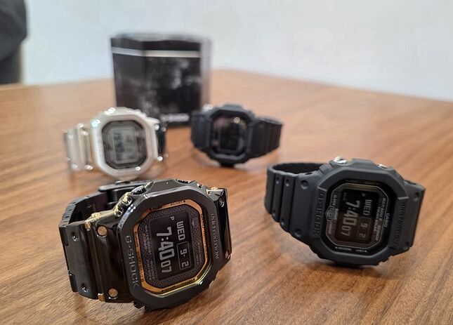 開箱 Casio G-SHOCK GW-M5610, GMW-B5000D, GMW-BZ5000, GW-BX5600